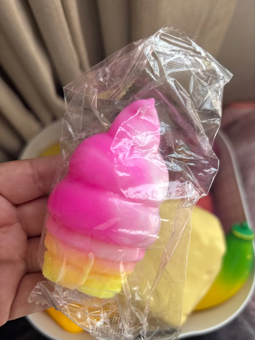 Squishy Antiestrés con Diseño de Cono de Helado